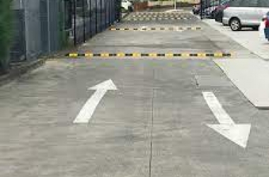 Sơ lược về lịch sử gờ giảm tốc, gồ giảm tốc và các biện pháp điều hòa giao thông khác