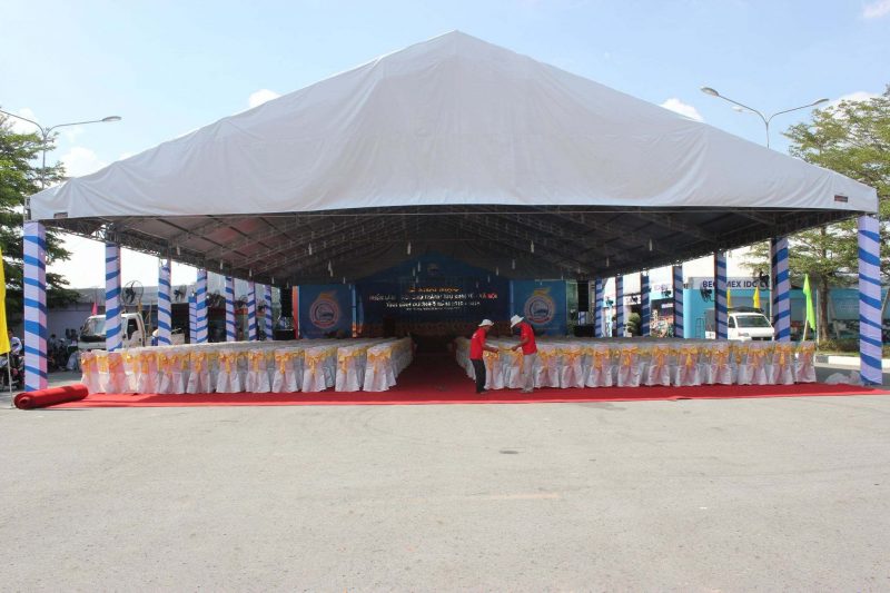 Bạt che phủ sự kiện