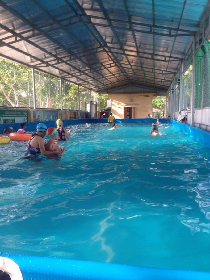 bạt chống thấm lót hồ bơi